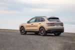 Porsche Cayenne 2018 года (NA)